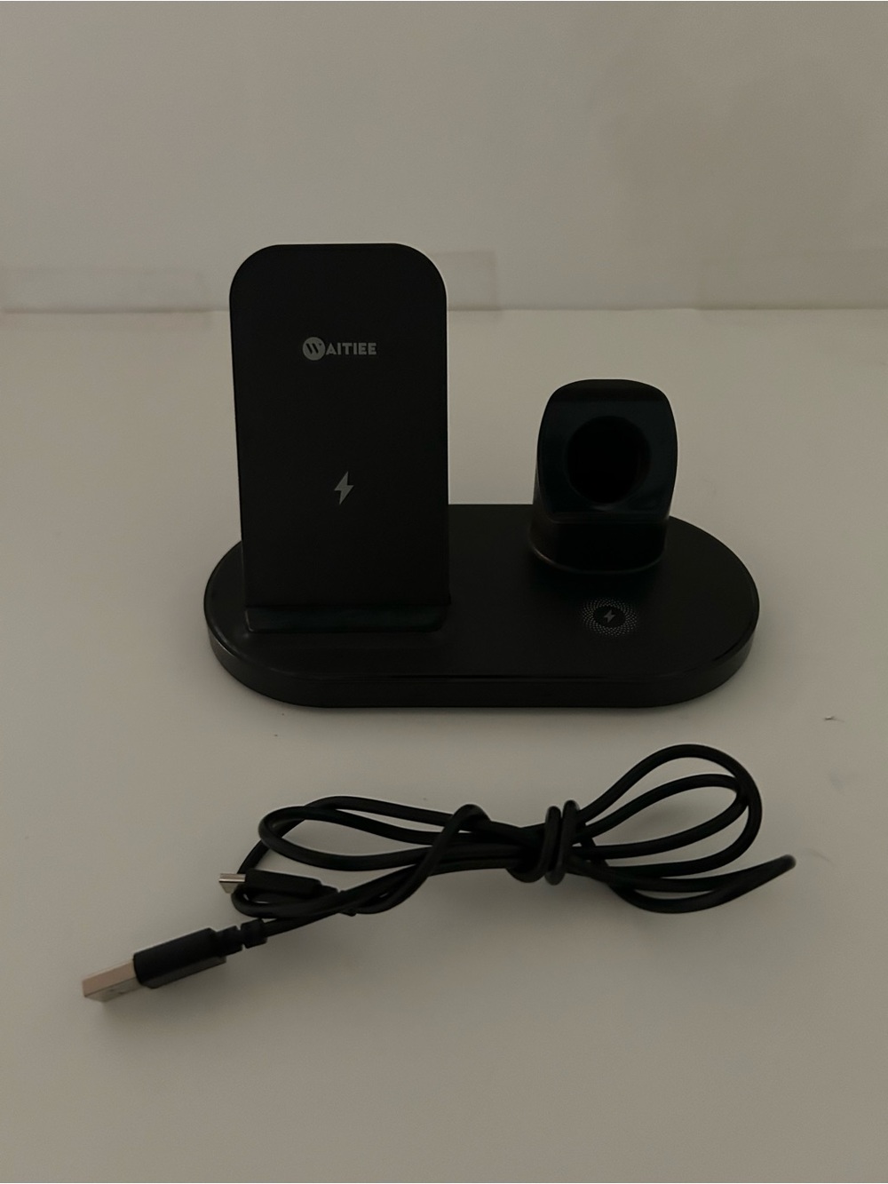 Waitiee W55 Black 3-in-1 Wireless Charging Station iPhone, AirPods, Apple Watch